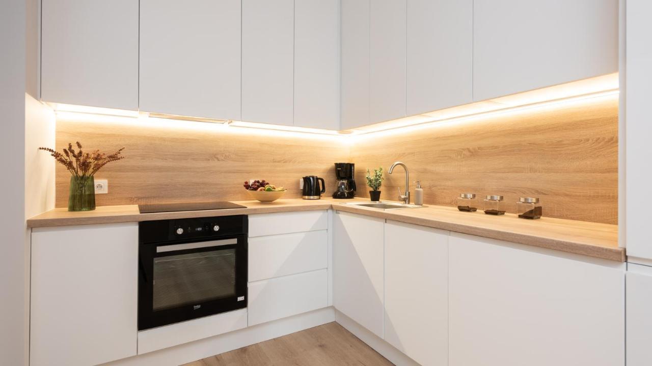 Flatbook - City Center Apartments Granaria กดัญสก์ ภายนอก รูปภาพ