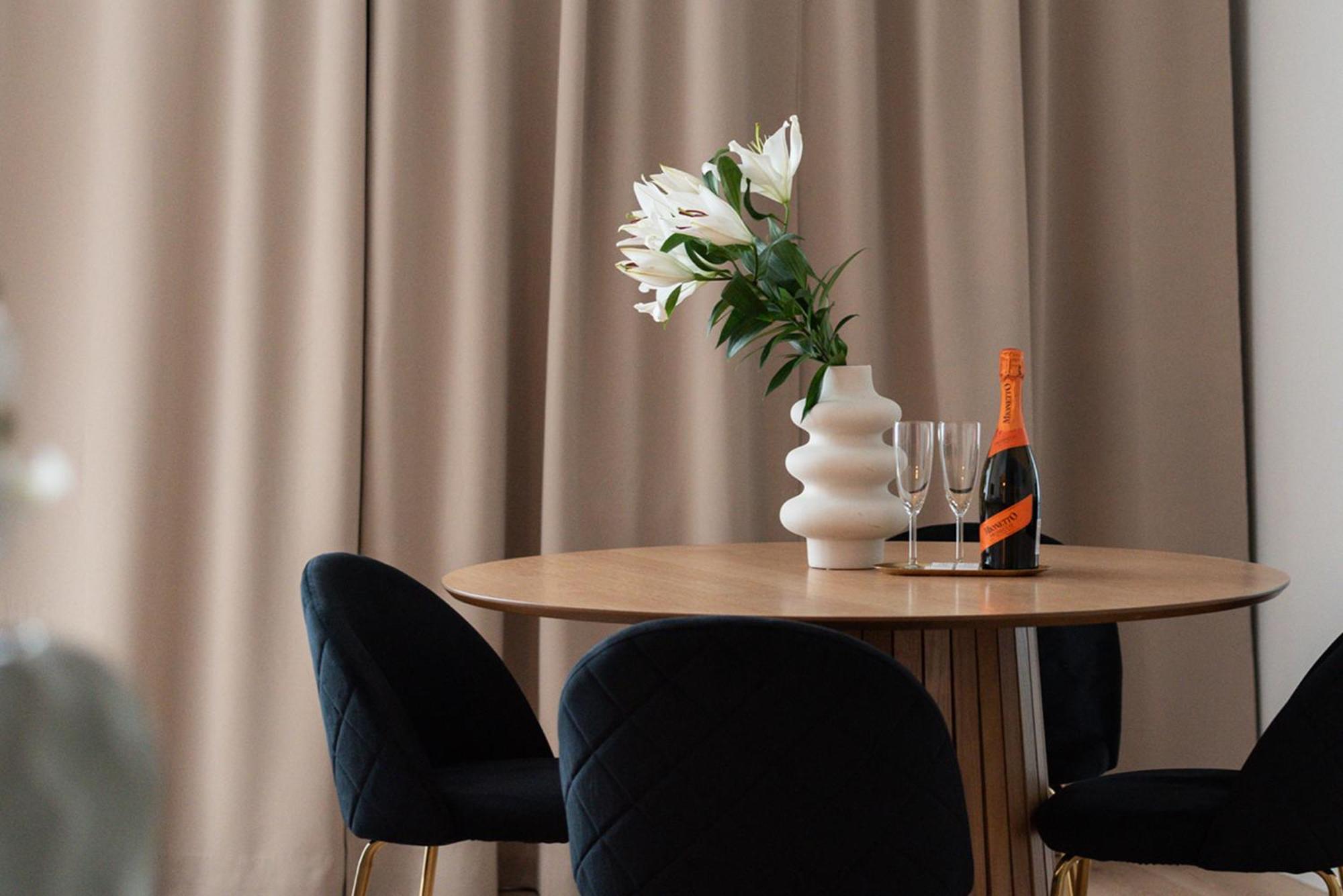 Flatbook - City Center Apartments Granaria กดัญสก์ ภายนอก รูปภาพ